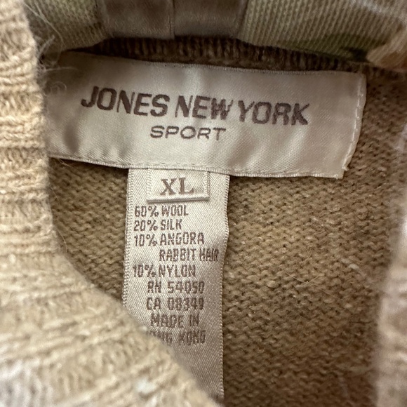 COZY JONES NY SWEATER WITH HOOD AND WARMING "POCKET"-NWT/XL - Picture 8 of 9